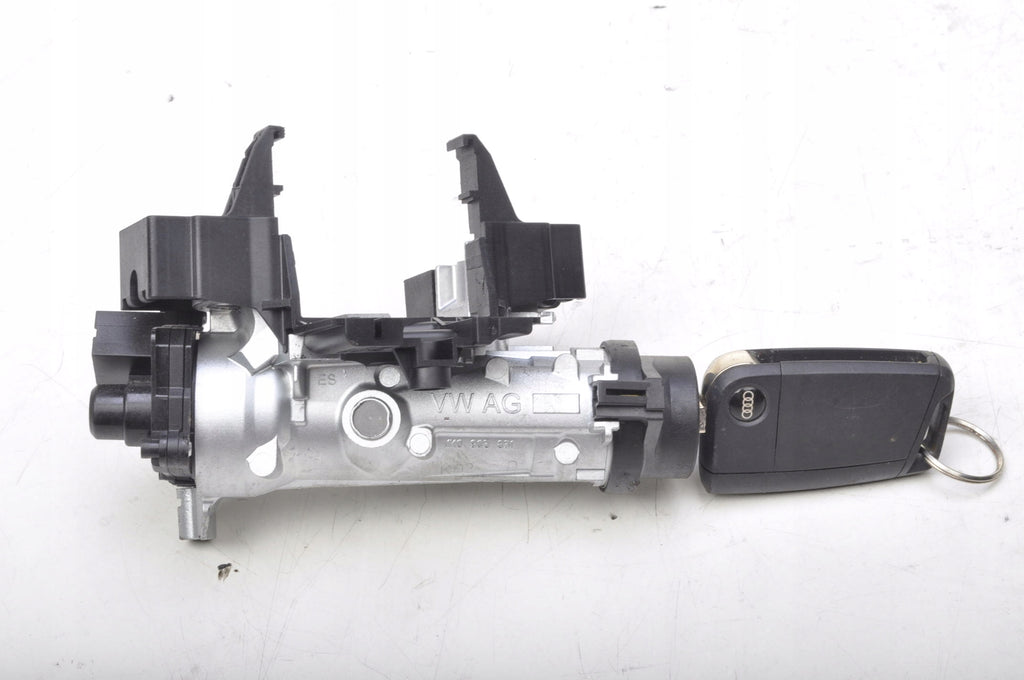 A1 II 82A IGNITION SWITCH KEY 1K0905851 82A837220