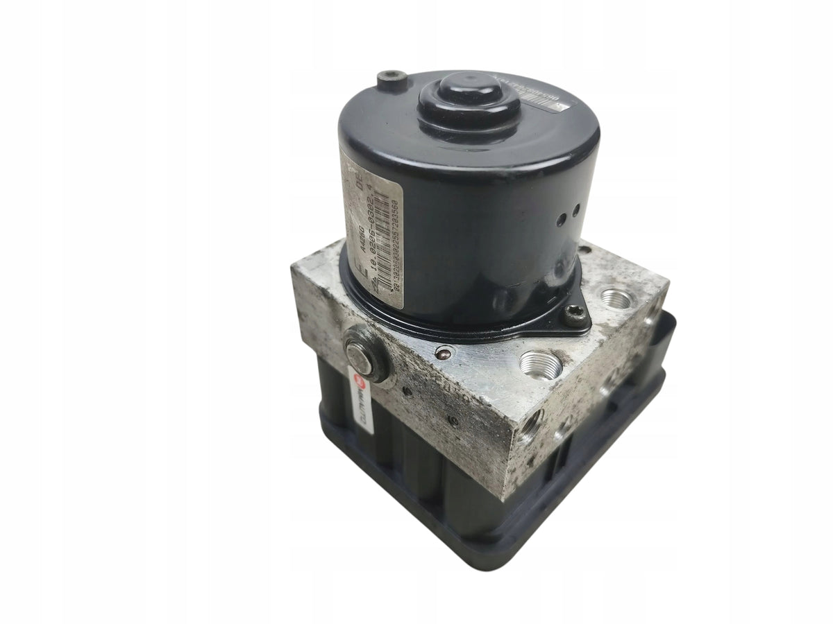 ABS PUMP VOLVO V50 30794728