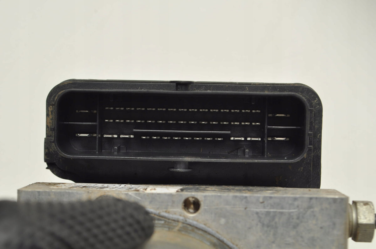 ABS PUMP VOLVO XC40 31445741