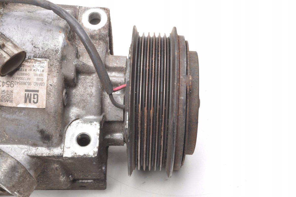 AIR CONDITIONING COMPRESSOR OPEL ADAM CORSA E TRAX 1.2 16V 69KM 95369543