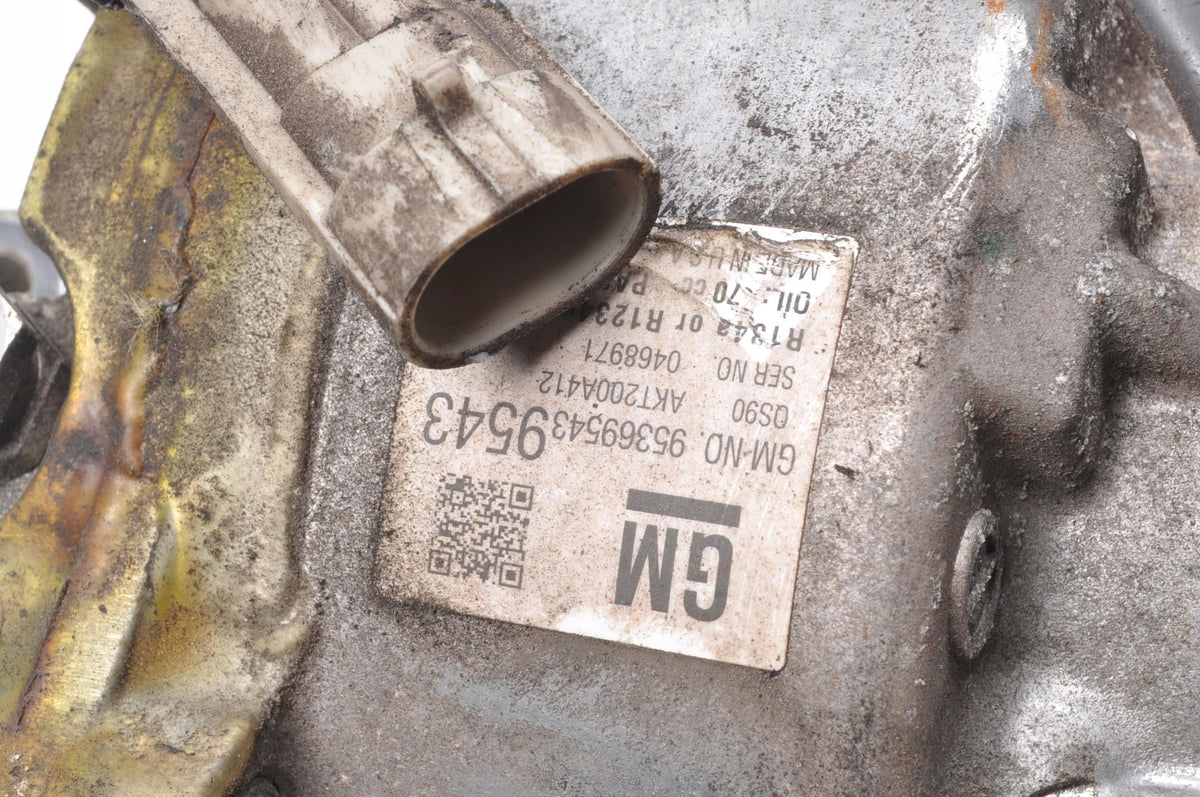 AIR CONDITIONING COMPRESSOR OPEL ADAM CORSA E TRAX 1.2 16V 69KM 95369543