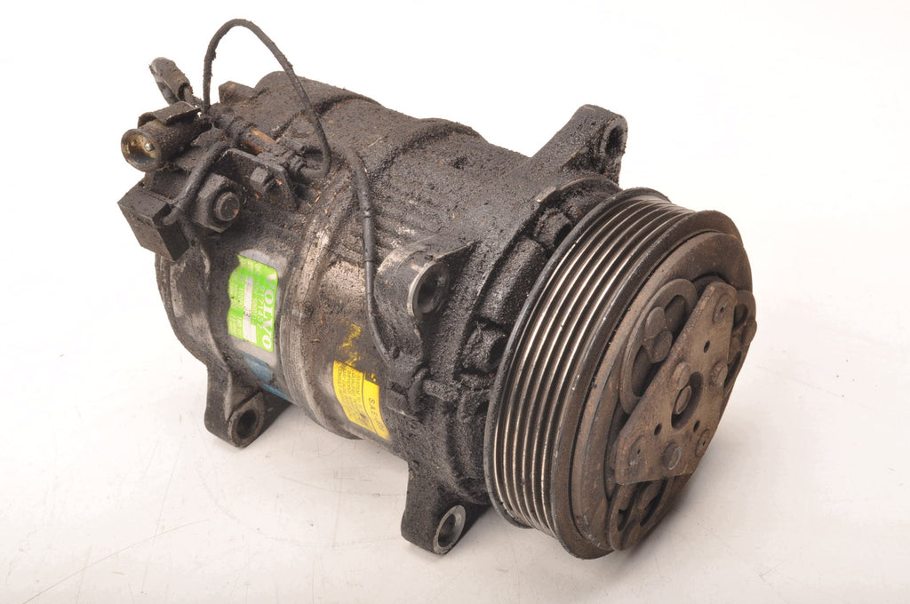 AIR CONDITIONING COMPRESSOR VOLVO S80 AND 2.5 TDI 140 KM 9171437