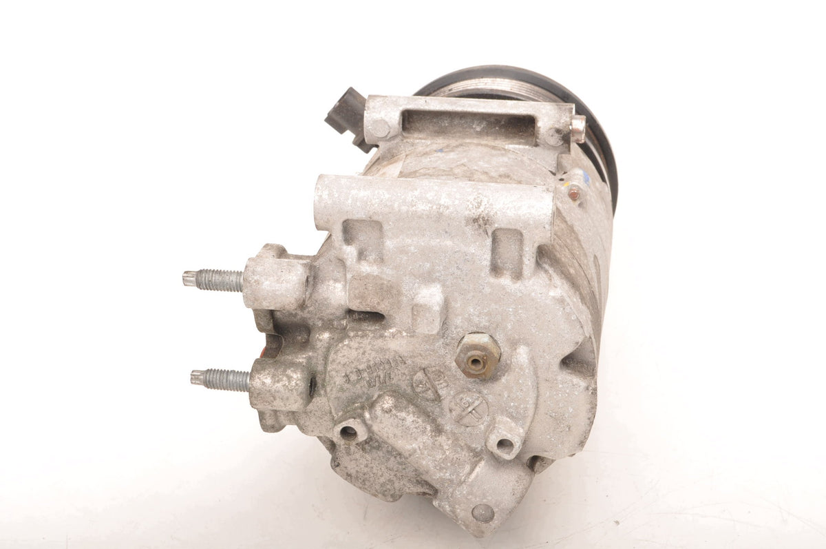 AIR CONDITIONING COMPRESSOR VOLVO V40 II 1.6 T2 120KM 31404441