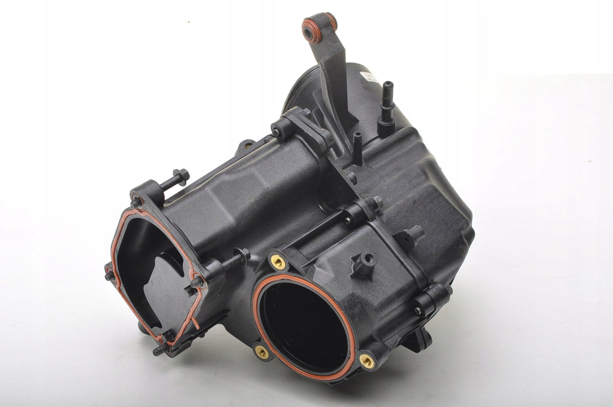 AIR INTAKE PIPE VOLVO S60 III V60 II T8 Hybrid 32222131 32222584