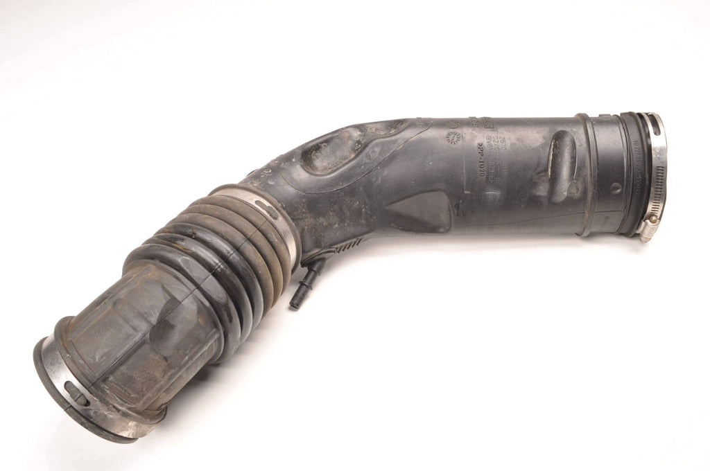 AIR INTAKE PIPE VOLVO V40 II 1.6 T2 120KM BV61-9C623-EF