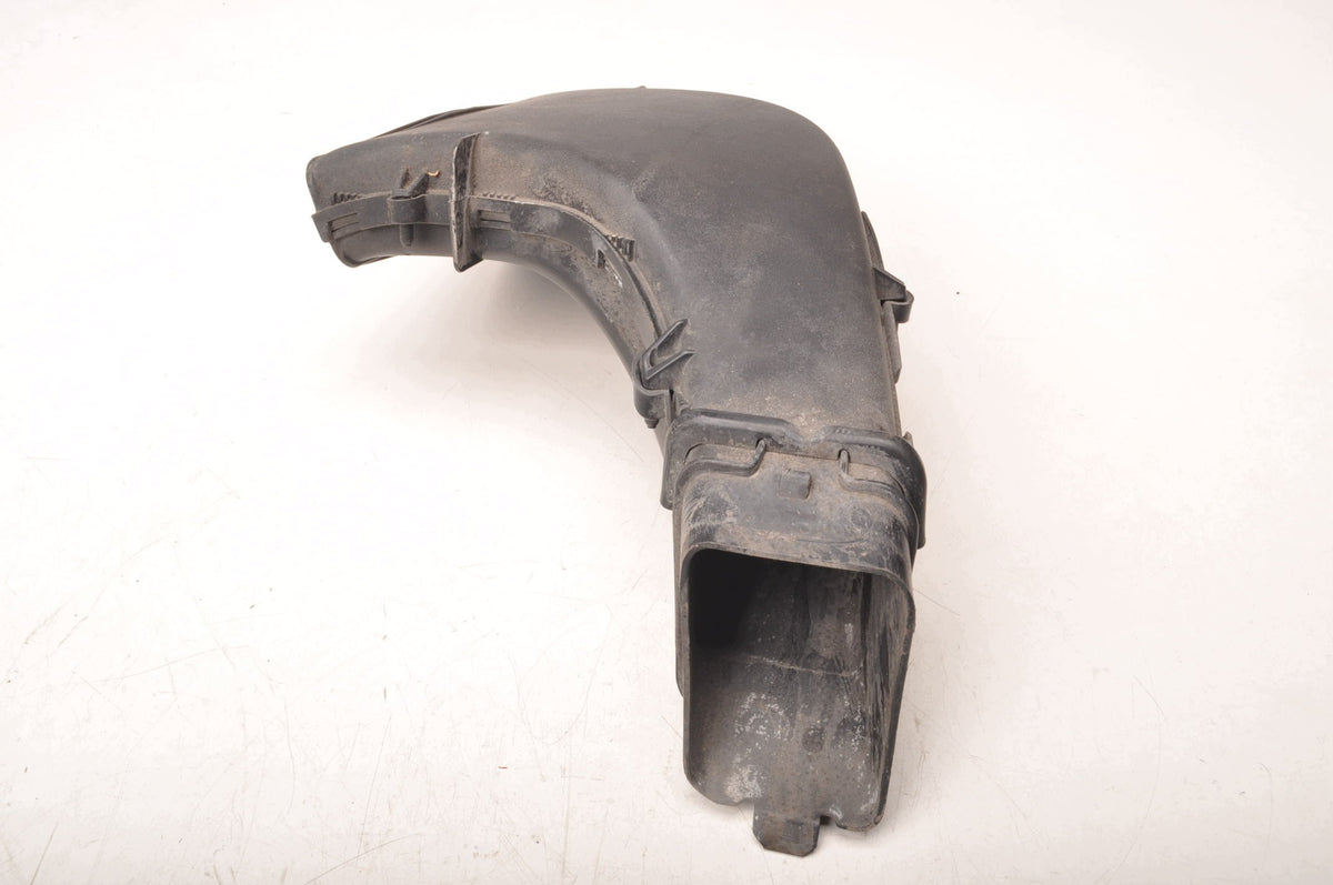 AIR INTAKE PIPE VOLVO V40 II 2.0 D4 190KM 31338658