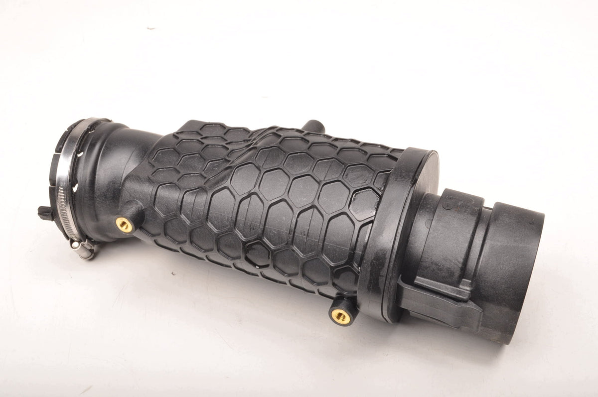 AIR INTAKE PIPE VOLVO XC60 II XC90 II 2.0 16V T8 31474846