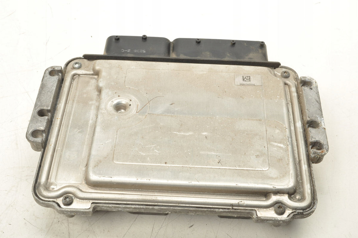 ALFA ROMEO 159 2.4 JTDM 200KM COMPUTER ENGINE DRIVER 51822625