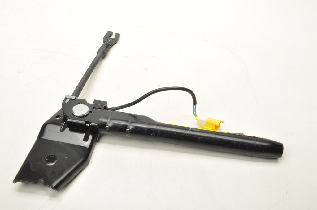 ALFA ROMEO GIULIETTA SEAT BELT TENSIONER RIGHT 00505220850