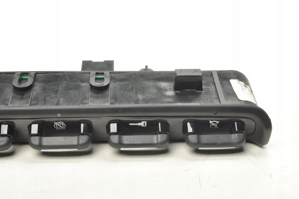 ALFA ROMEO GIULIETTA SWITCH PANEL