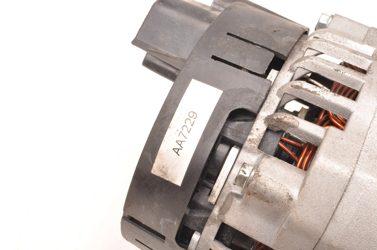 ALTERNATOR Lancia Ypsilon Alfa Romeo FIAT 500L 1.3 D Multijet 84HP