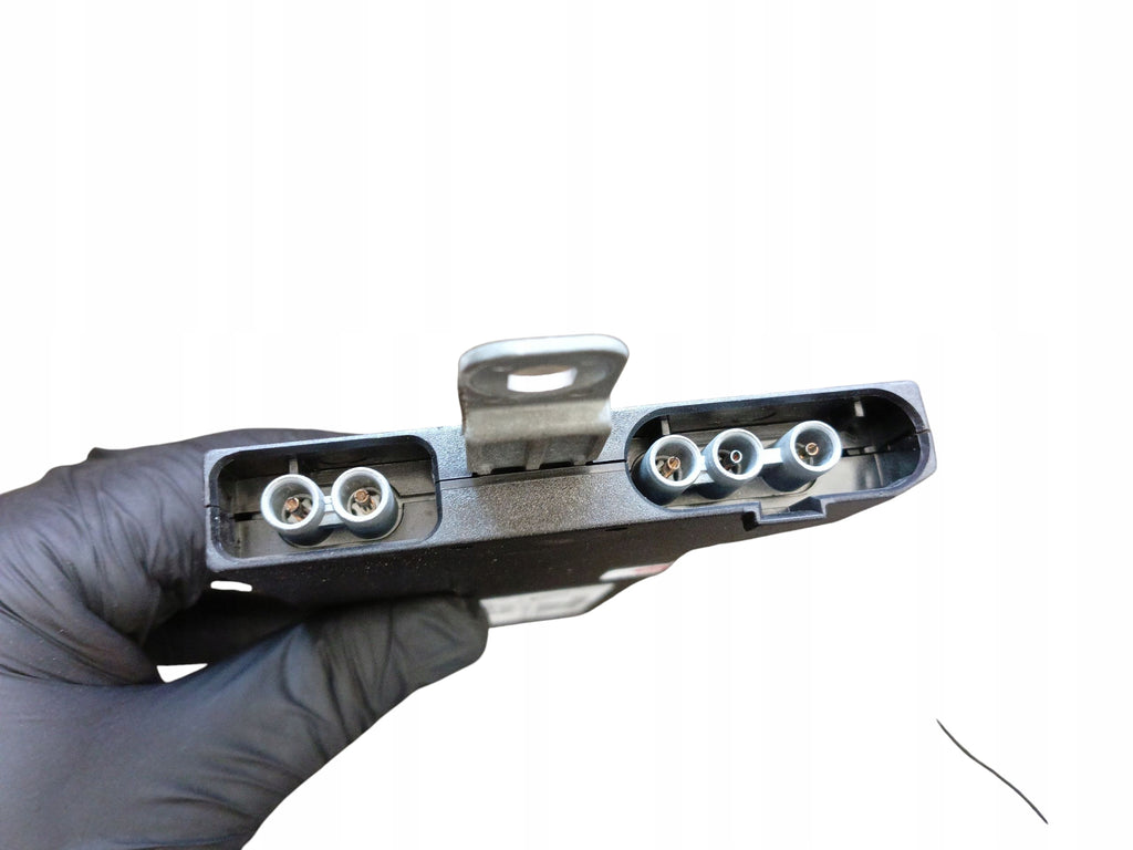 ANTENNA AMPLIFIER MERCEDES C W203 A2038207989 A2038208689