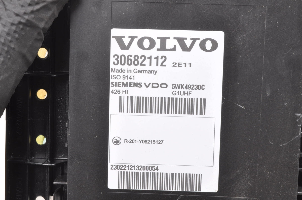 ANTENNA AMPLIFIER VOLVO S60 II V60 30682112