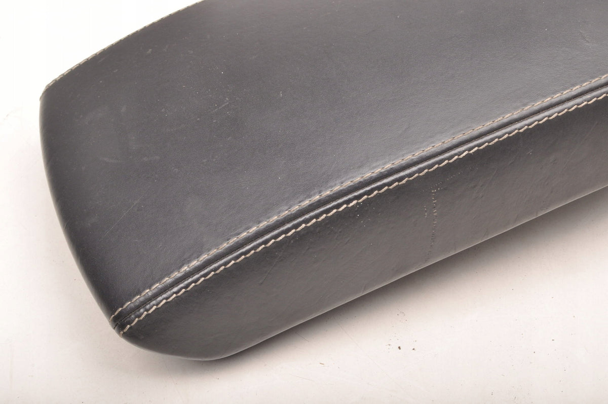 ARMREST LEATHER VOLVO XC40 II 31469568