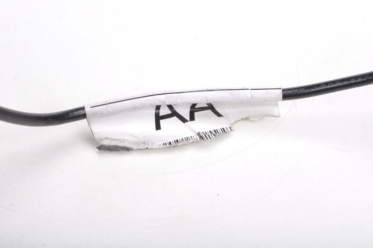 ASTON MARTIN DB11 ANTENNA AG43-18C840-AA