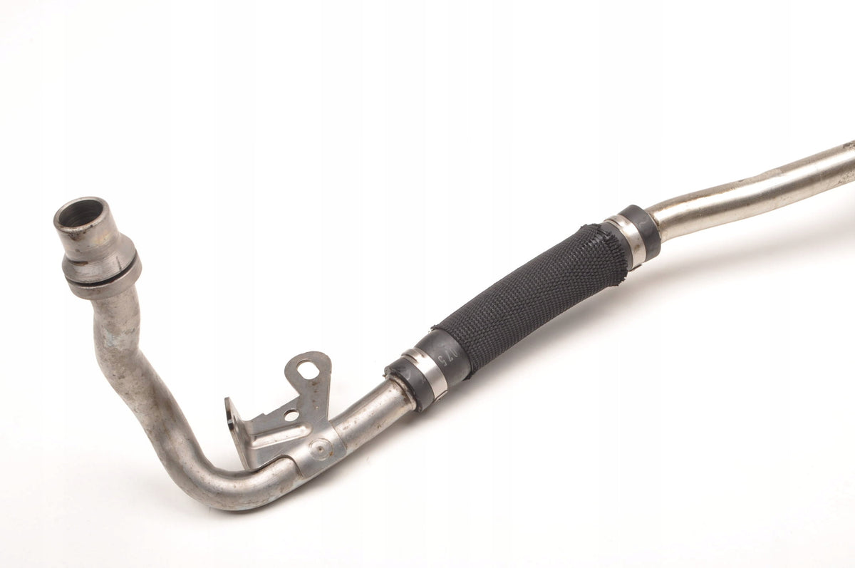 ASTON MARTIN DB11 PIPE WATER LINE A1772001952