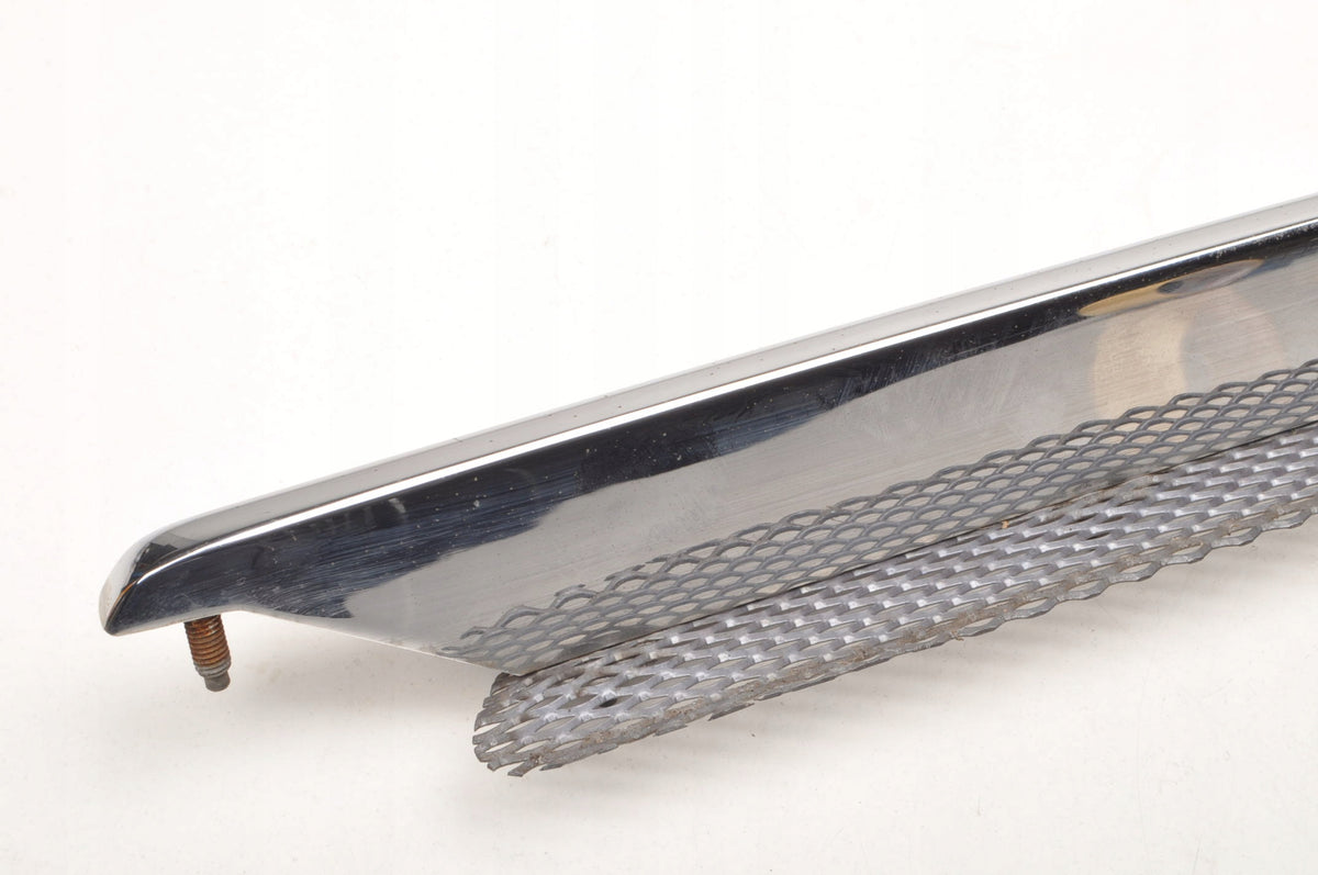 ASTON MARTIN DB9 FENDER TRIM RIGHT FRONT