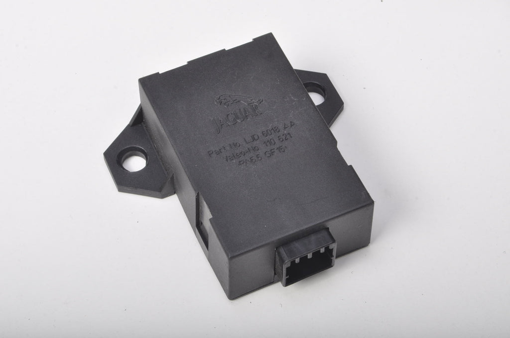 ASTON MARTIN VANQUISH AND SENSOR RAIN SENSOR