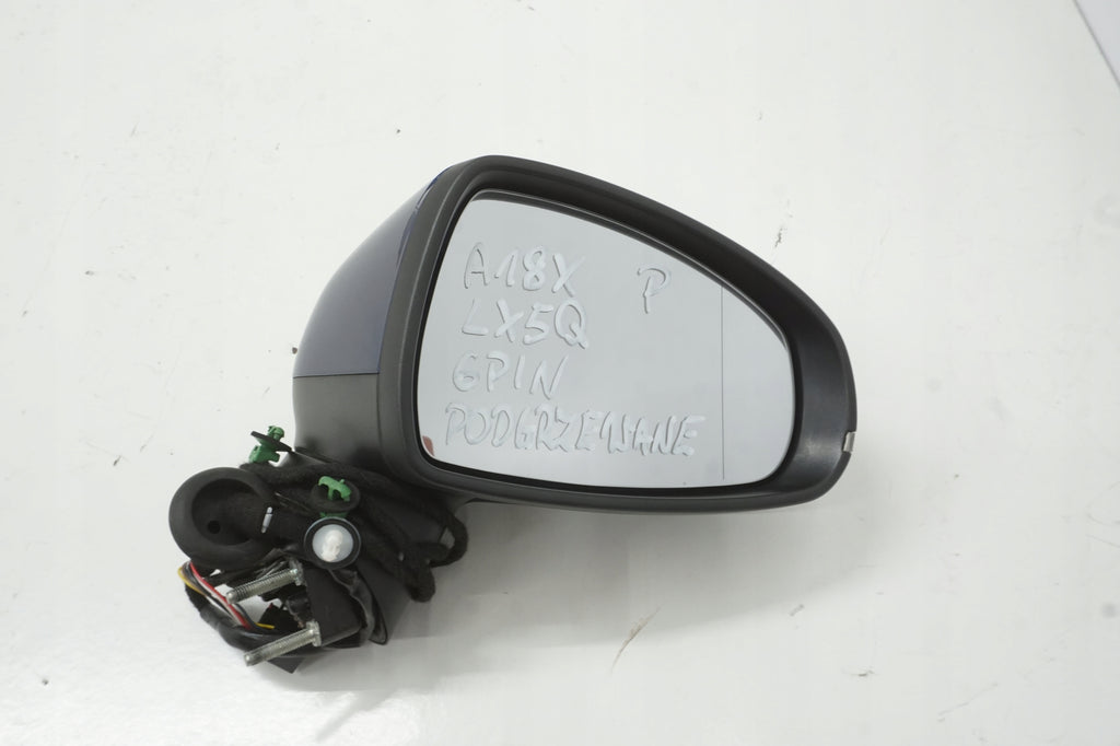 AUDI A1 8X 5D 14R MIRROR RIGHT 6PIN LX5Q ANGLIK UK