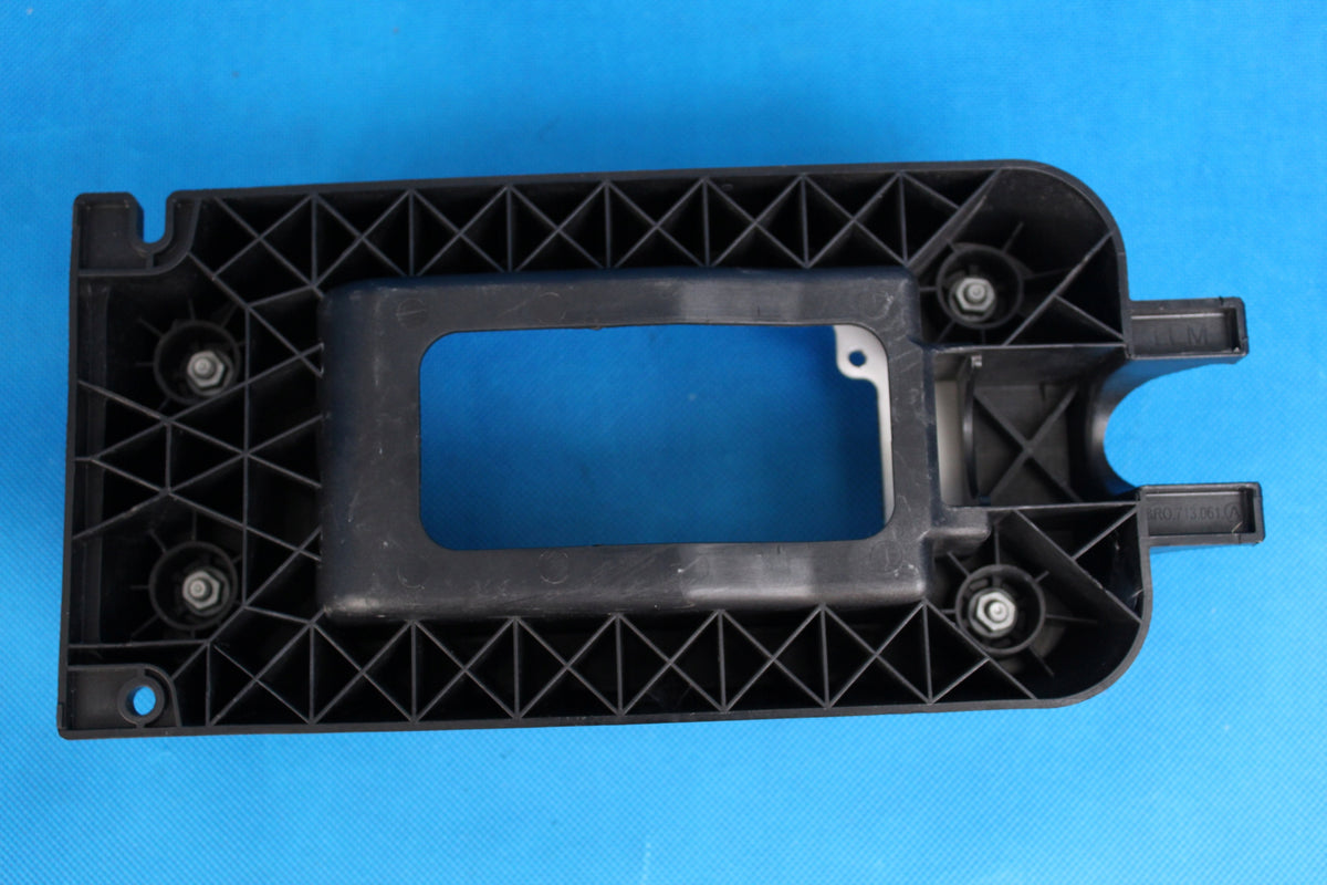 AUDI A1 8X LIFT GEAR SELECTOR BASE 6R0713061A 2018R