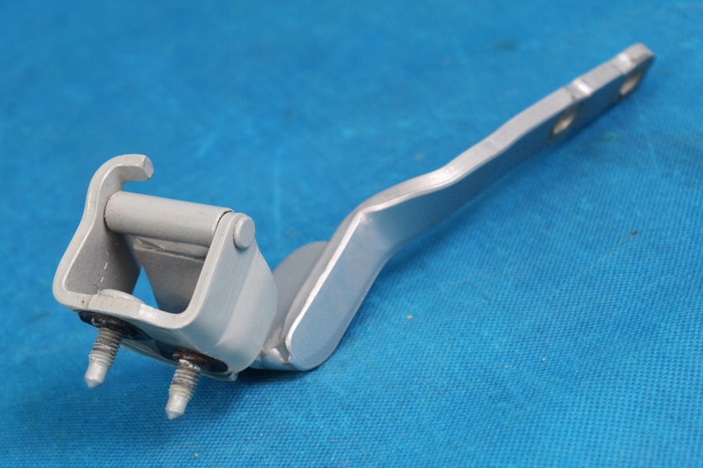 AUDI A1 8X LIFT TAILGATE HINGE LEFT 16R 8X4827299