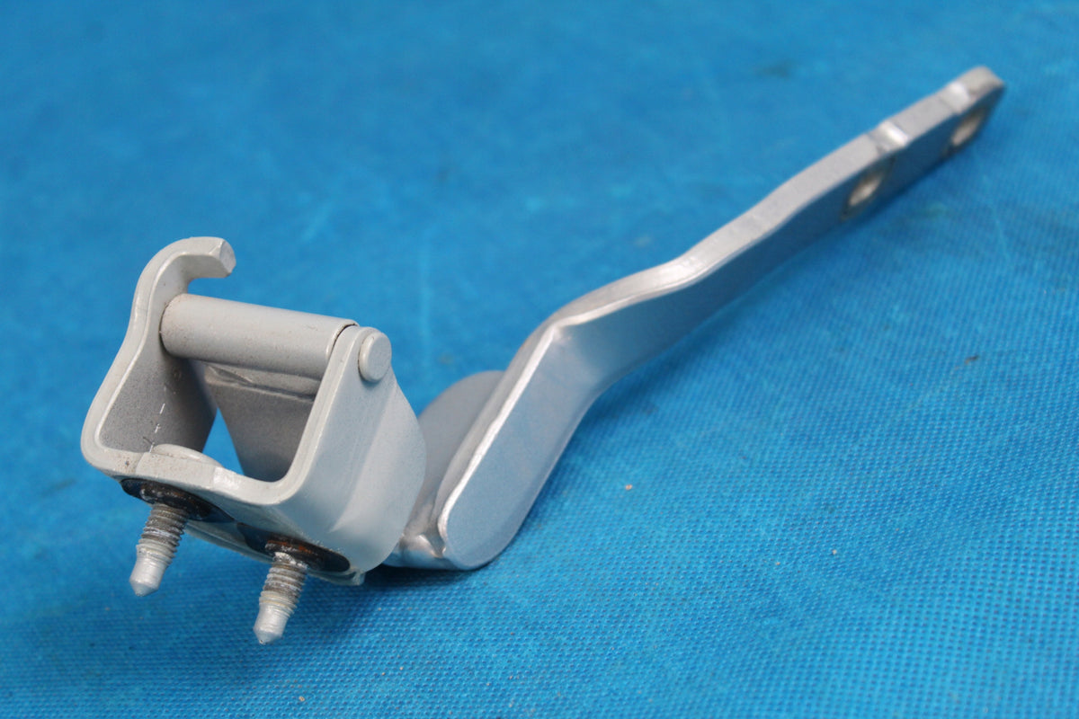 AUDI A1 8X LIFT TAILGATE HINGE LEFT 16R 8X4827299