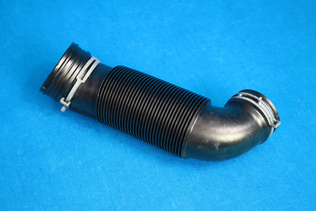 AUDI A1 8X0 1.6TDI AIR INTAKE 6C0129684 2016R
