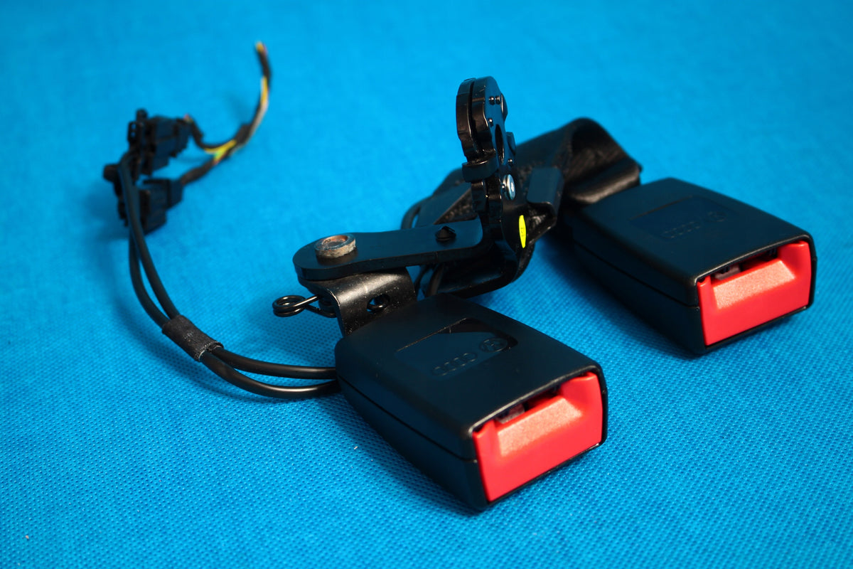 AUDI A1 8X0 BELT CLASPS REAR SENSORS SET 8X4857739C 2016R