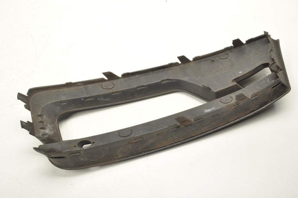 AUDI A1 GRILLE DUMMY BUMPER RIGHT 8XA807682C LIFT