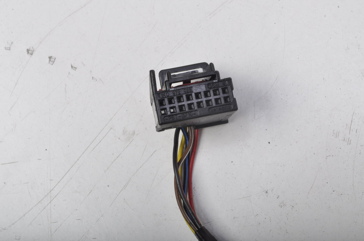 AUDI A1 II 82A MIRROR RIGHT 6 PIN UK