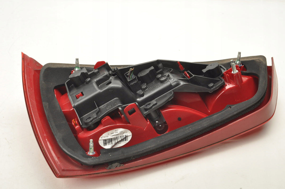 AUDI A1 LAMP RIGHT REAR FLAP HB 3D 8X0945094D