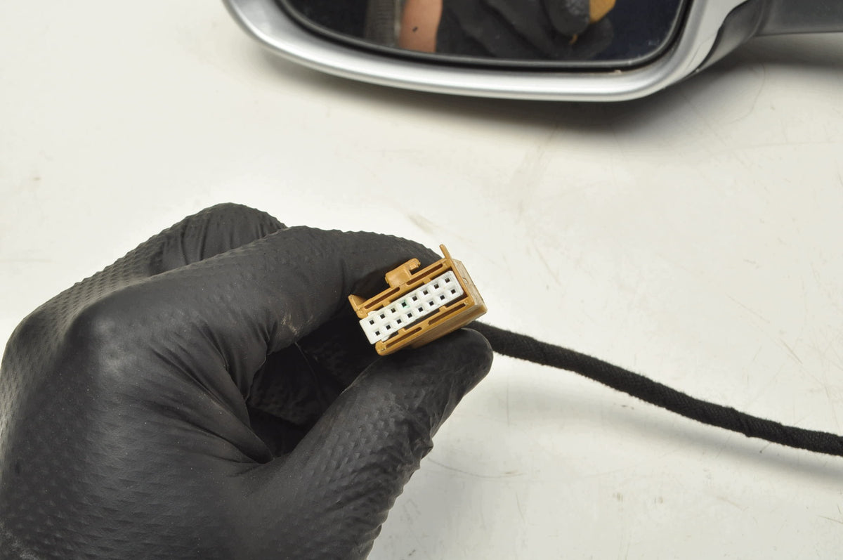 AUDI A2 MIRROR LEFT ELECTRIC 5 PIN EUROPE