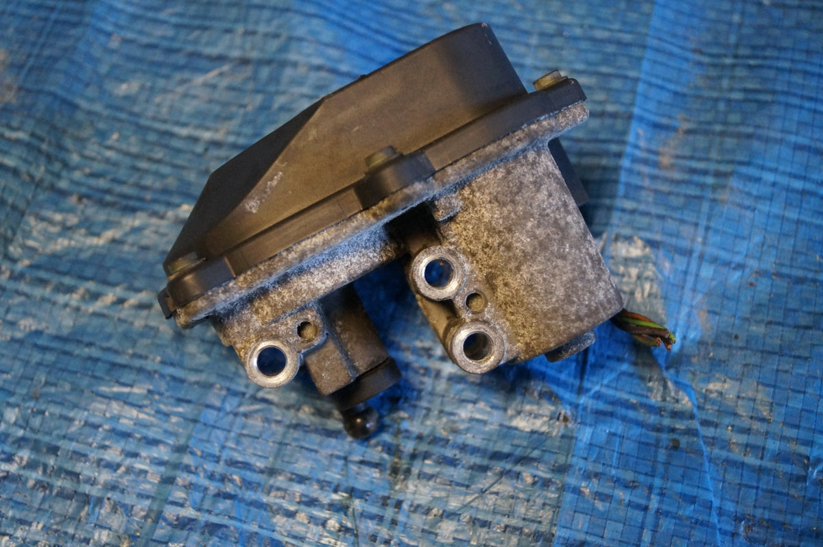 AUDI A3 8P COLLECTOR SETTER 2.0TFSI 06F133482E