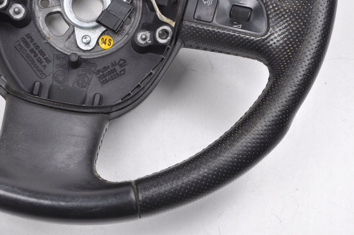 AUDI A3 8P LEATHER STEERING WHEEL 8P0419091CM MULTIFUNCTIONAL