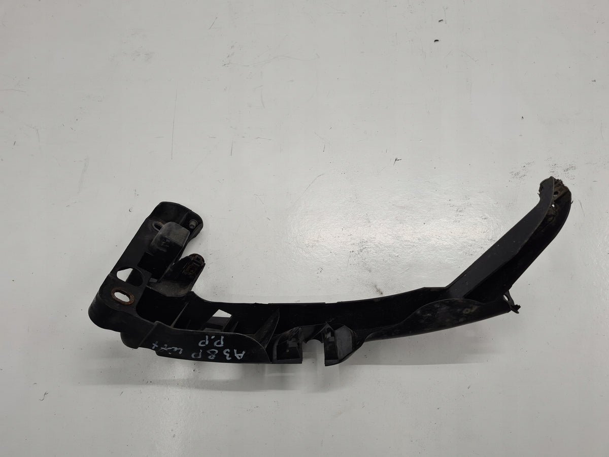 AUDI A3 8P LIFT LAMP MOUNT RIGHT FRONT 8P0805608