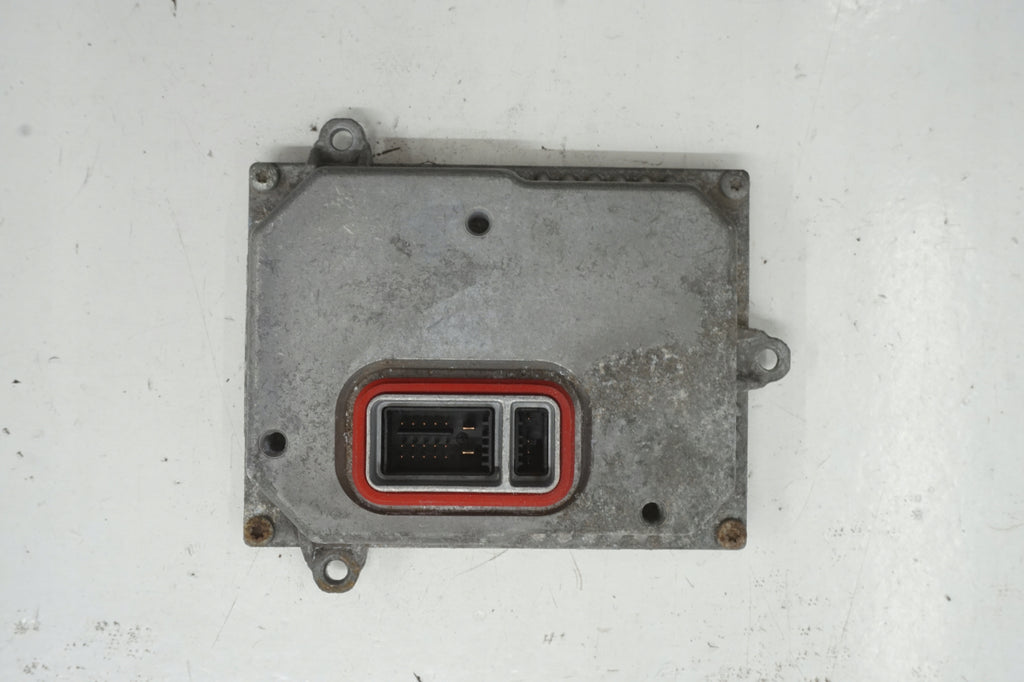 AUDI A3 8P LIFT XENON 1307329115 CONVERTER