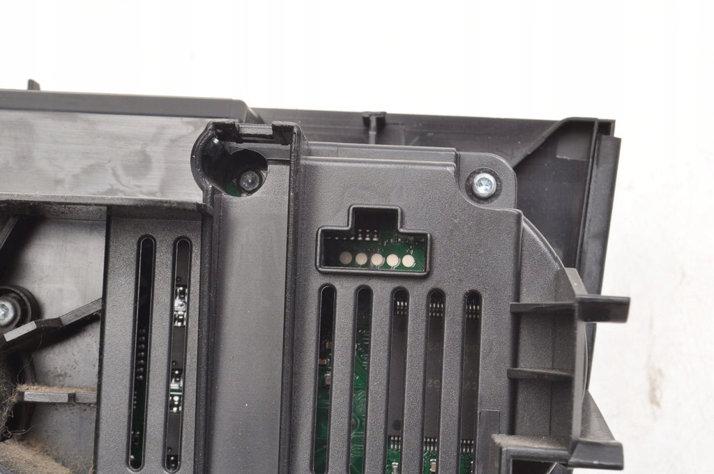 AUDI A3 8P PANEL AIR CONDITIONING SWITCH 8P0820043BK