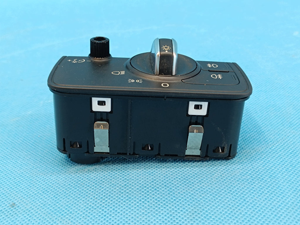 AUDI A3 8V 1.4TSI 110KW 2014R SWITCH LIGHT SWITCH 8V0941531AC