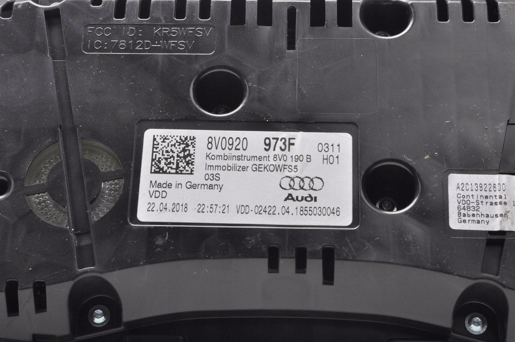 AUDI A3 8V 1.5 TFSI COUNTER CLOCKS 8V0920973F ENGLISH