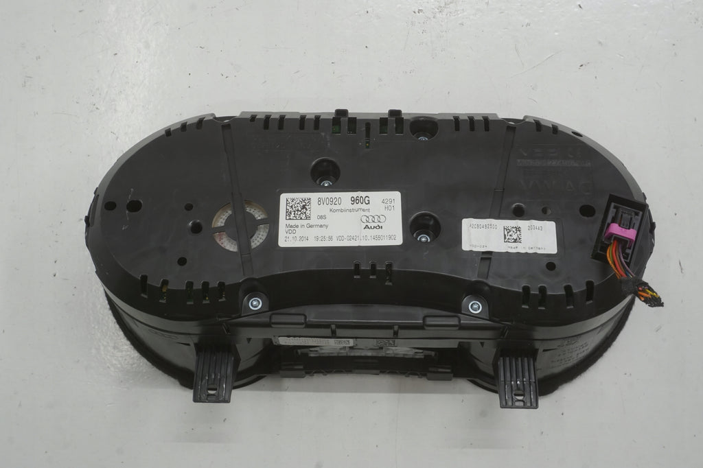 AUDI A3 8V 14R COUNTER CLOCK 1.6TDI 8V0920960G ANGLIK UK