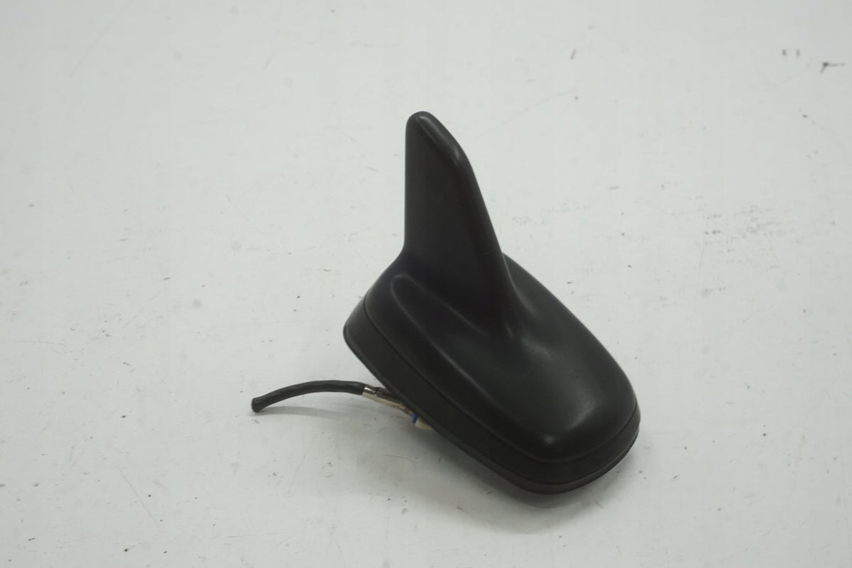 AUDI A3 8V 14R RADIO ROOF ANTENNA 8V0035503B