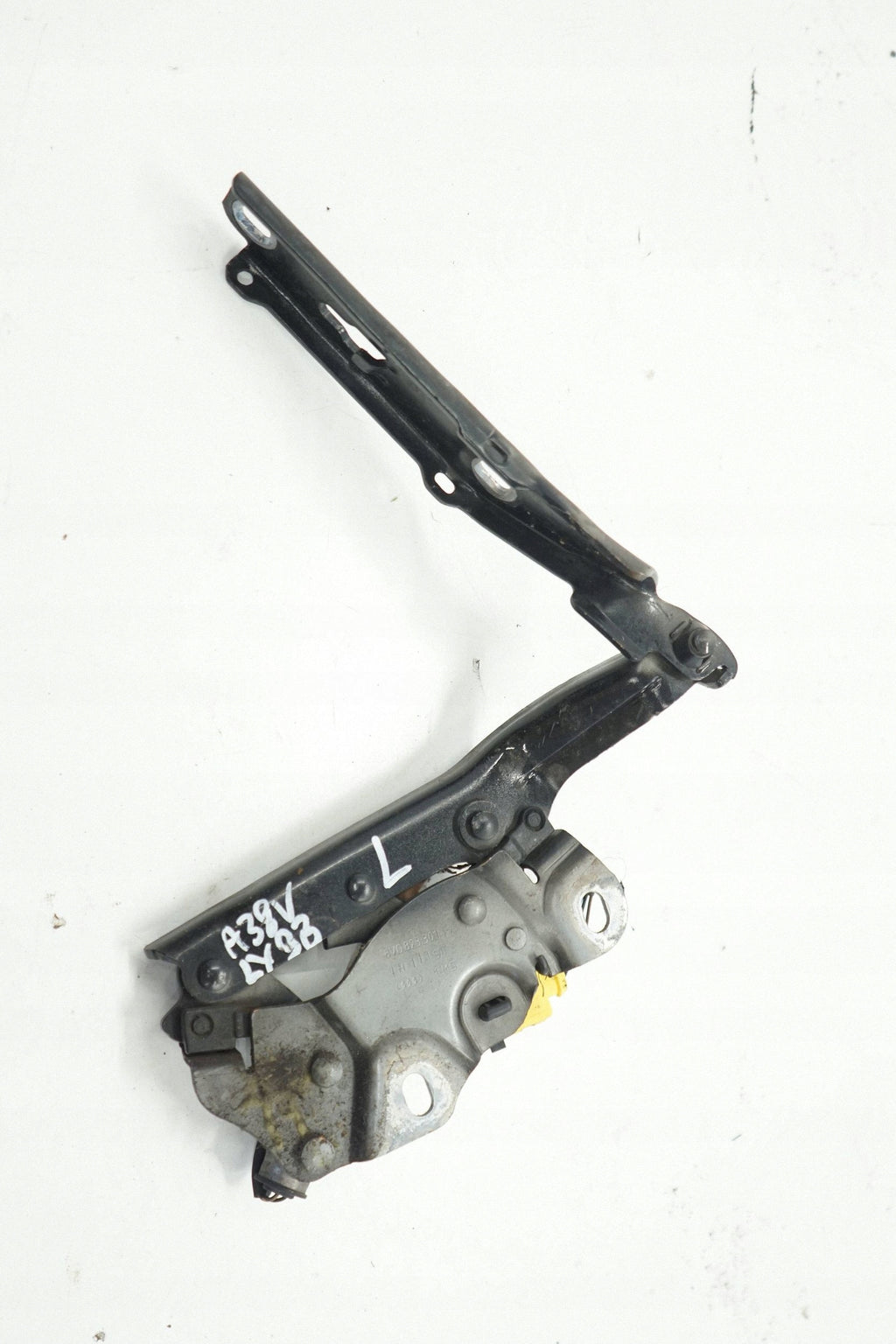AUDI A3 8V 16R HINGE CARTRIDGE MASK LEFT FRONT LY9B 8V0823301F 8V0823823F