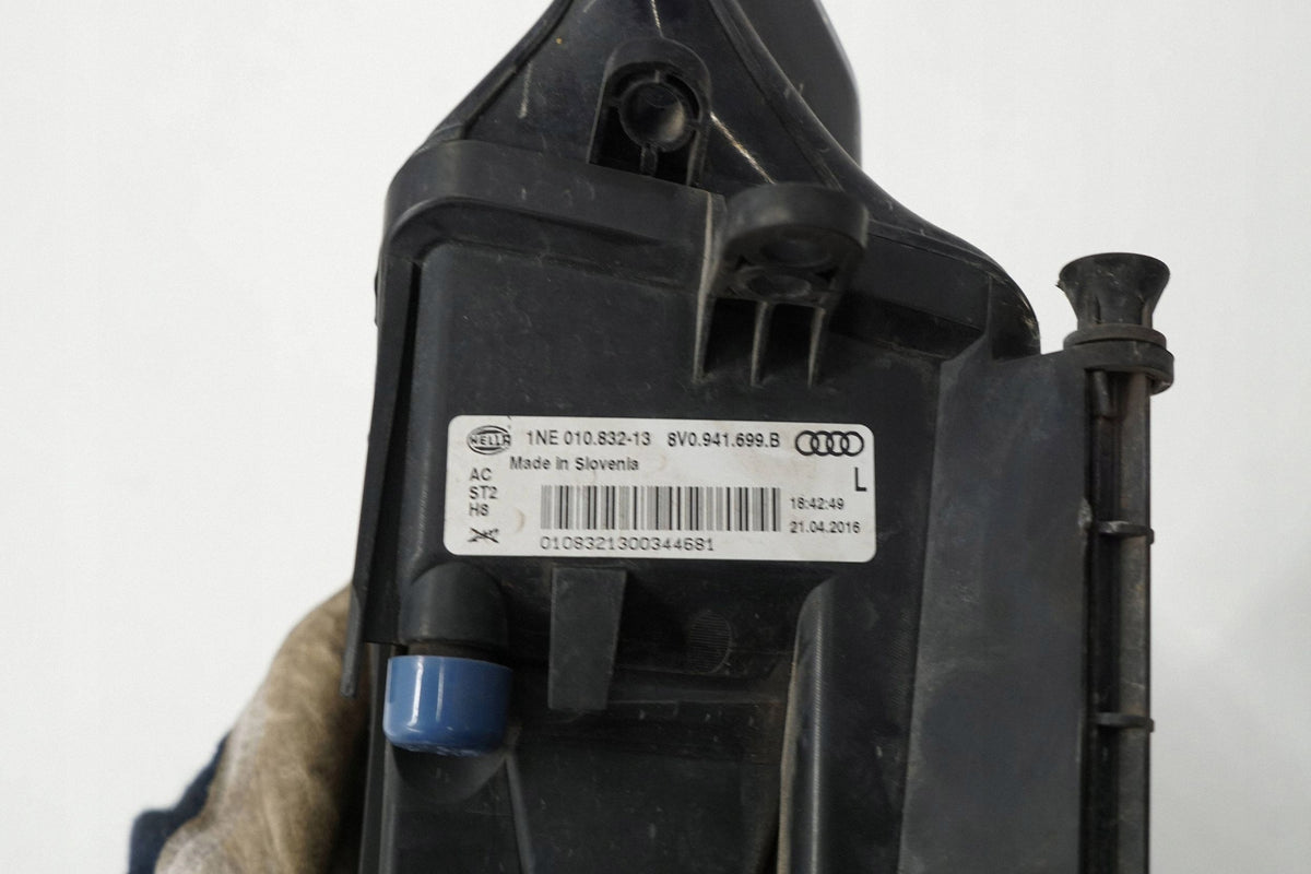 AUDI A3 8V 16R SEDAN HALOGEN LAMP LEFT FRONT 8V0941699B