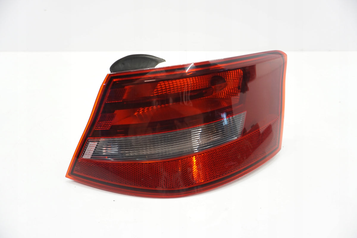 AUDI A3 8V 3D LAMP RIGHT REAR 8V3945096