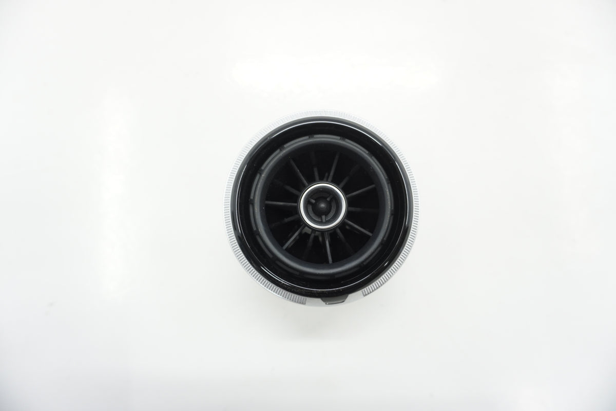 AUDI A3 8V AIR VENT PIANO BLACK 8V0820901A