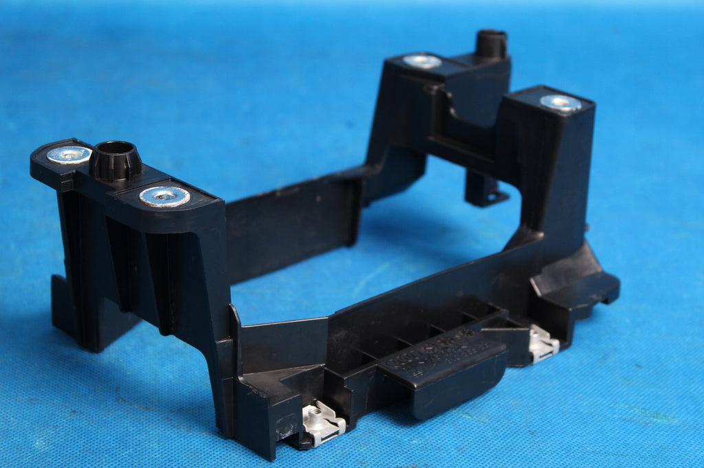AUDI A3 8V GEAR SELECTOR MOUNT 8V0863531 2014R