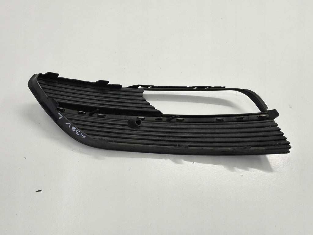 AUDI A3 8V HB 3D 13R BUMPER GRILLE RIGHT FRONT 8V3807682A