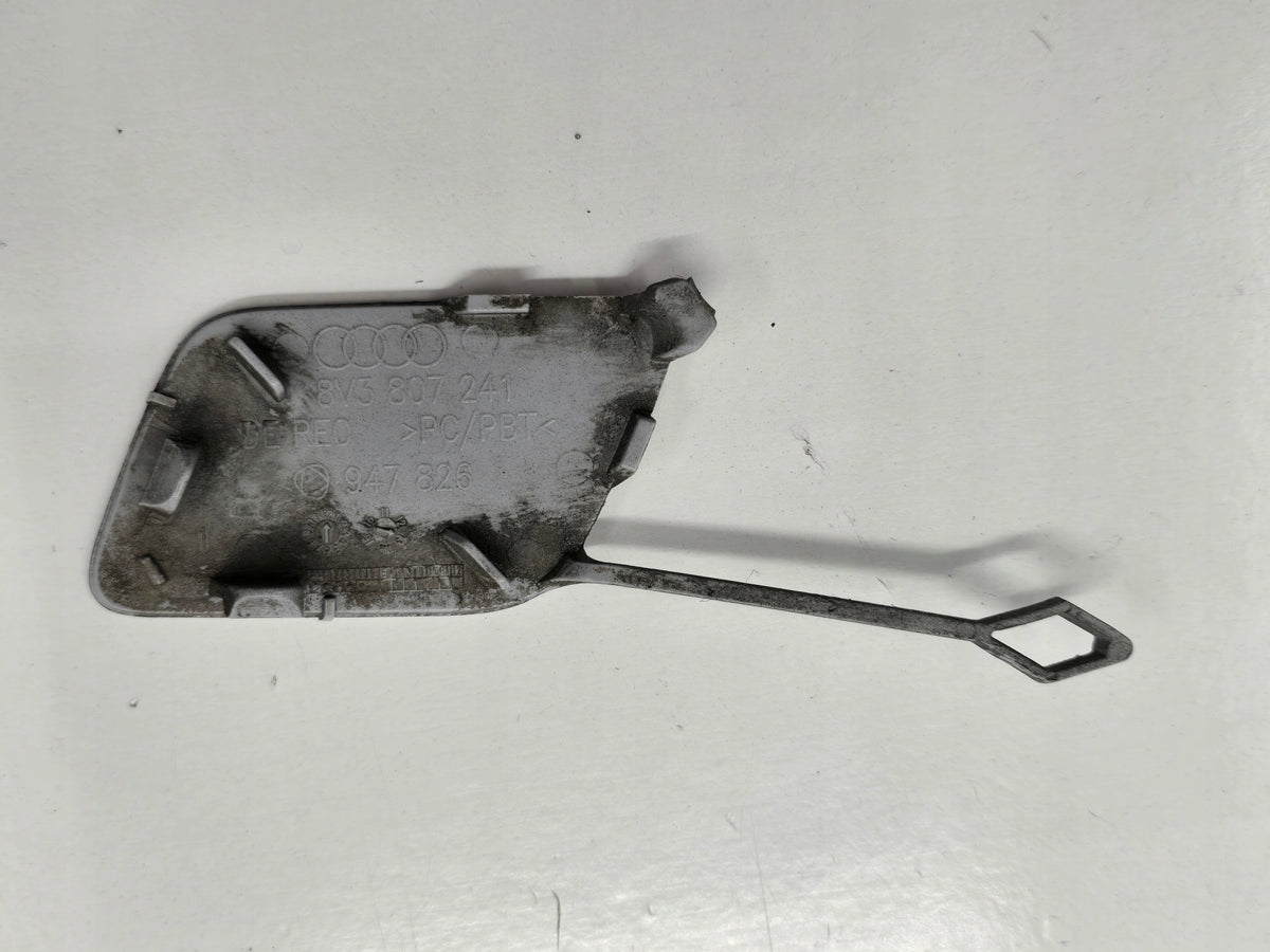 AUDI A3 8V HB 3D 13R BUMPER HOOK CAP FRONT LX7W 8V3807241