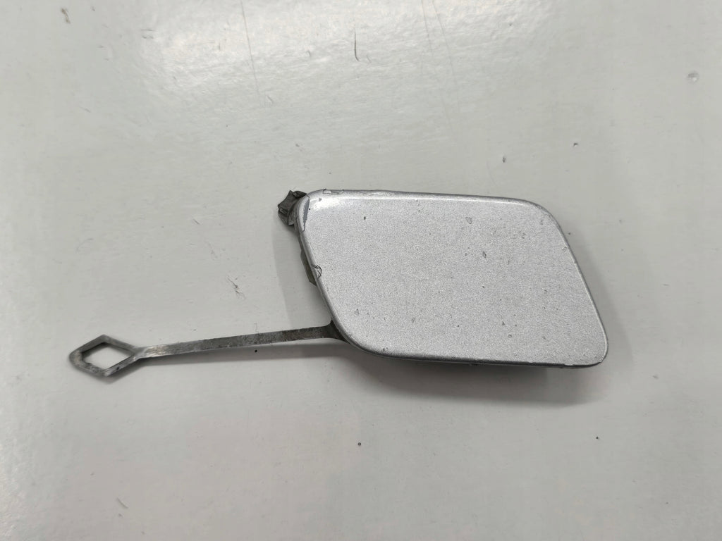 AUDI A3 8V HB 3D 13R BUMPER HOOK CAP FRONT LX7W 8V3807241