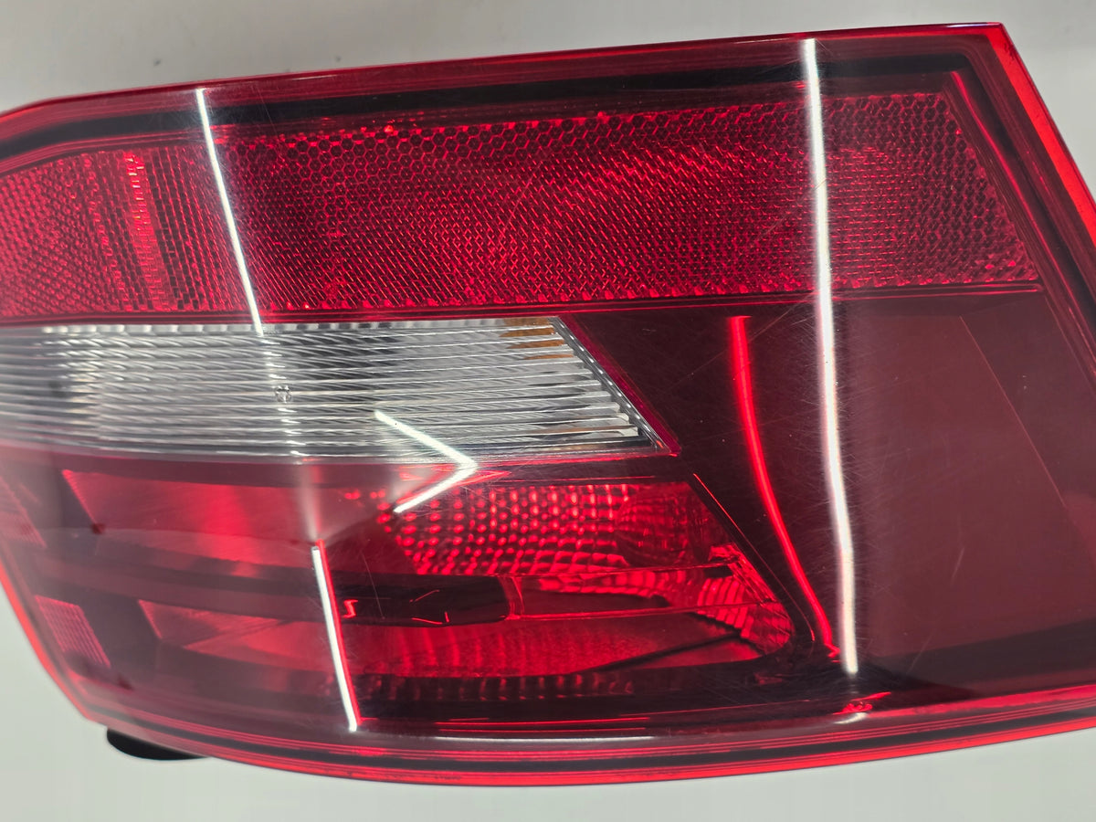 AUDI A3 8V HB 3D 13R LAMP LEFT REAR 8V3945095